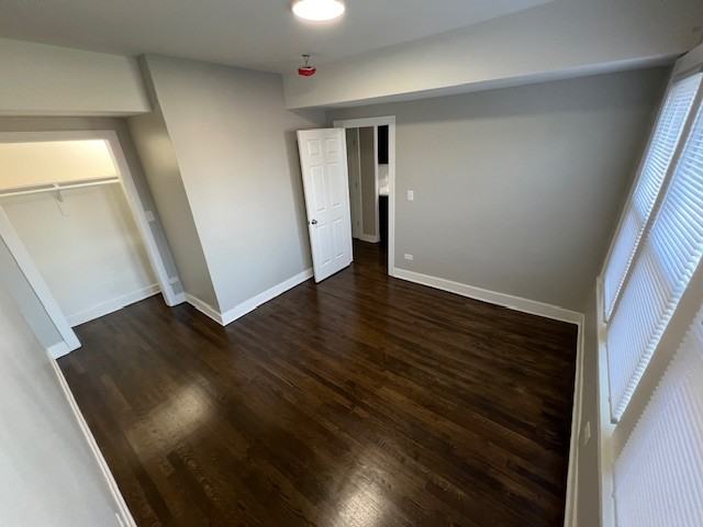 1106 W 77th St Apt 2 #1106-2 - Photo 2 of 8