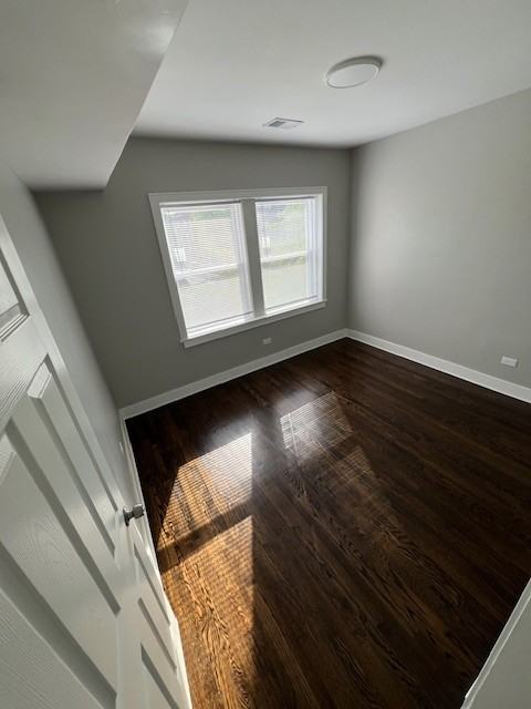 7658 S Aberdeen St Apt 2 #7658-2 - Photo 4 of 10