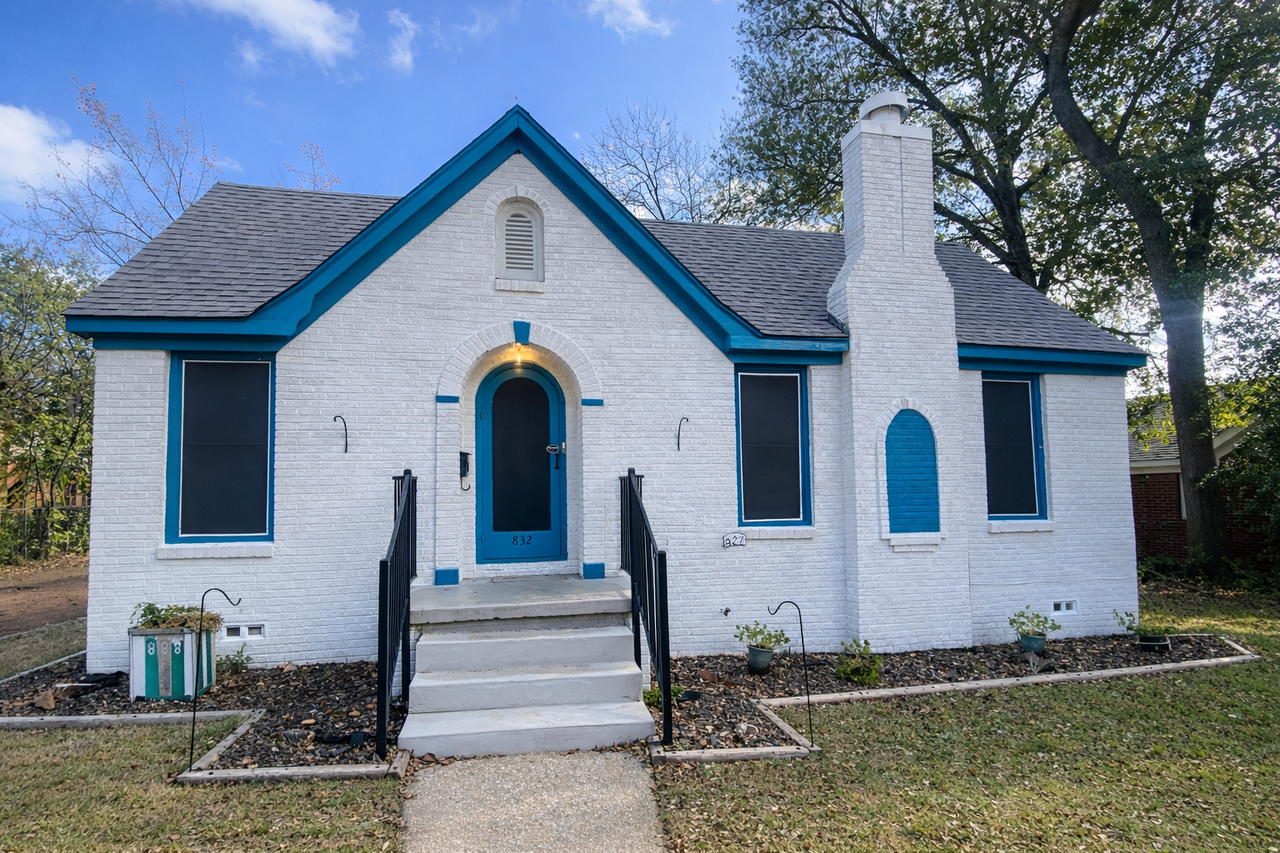 832 S Bois D Arc Ave #1 - Photo 3 of 50