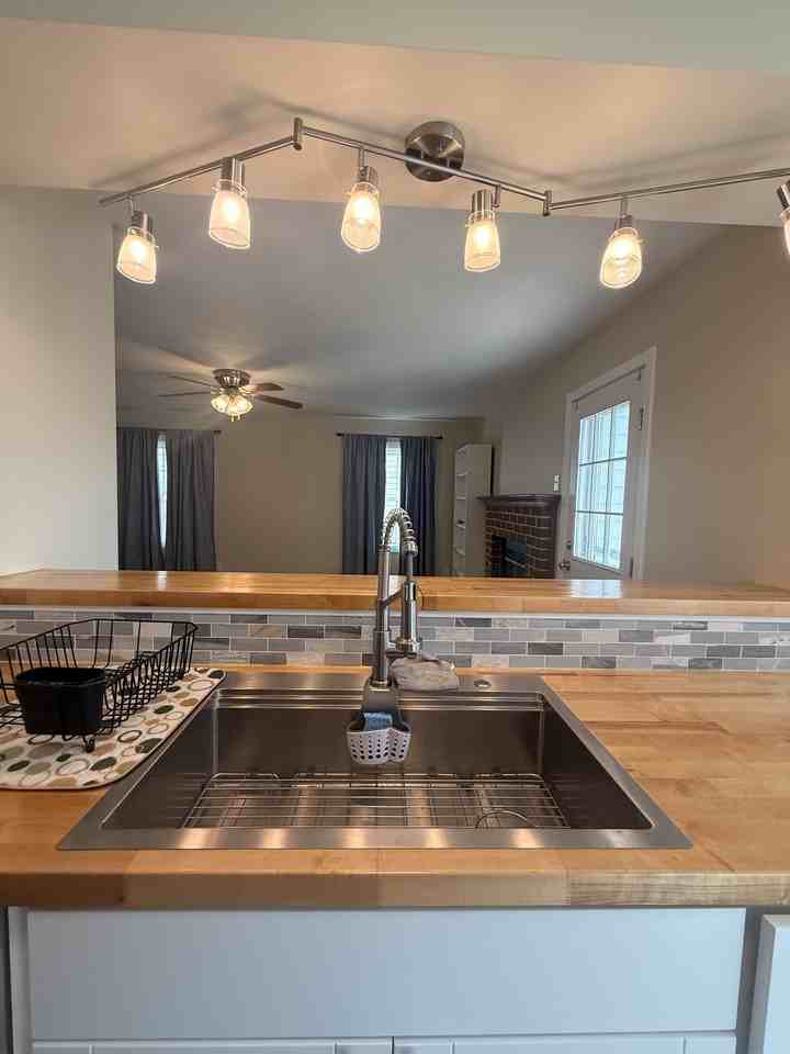 1949 Arlington Arch Dr #1 - Photo 2 of 34