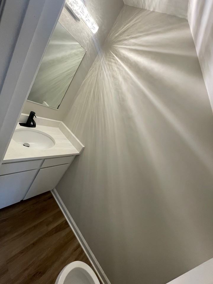 250 Luden Dr #250B - Photo 6 of 14