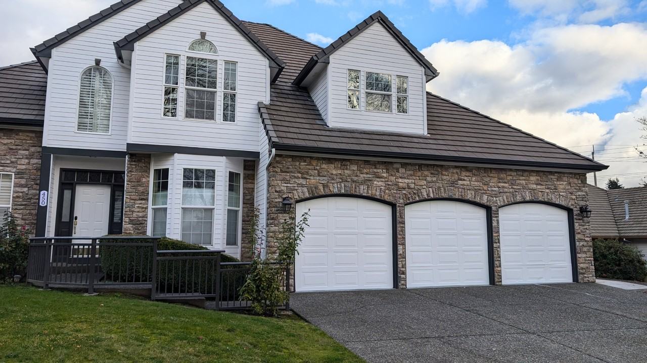 450 Nw Pacific Grove Dr #1 - Photo 2 of 13