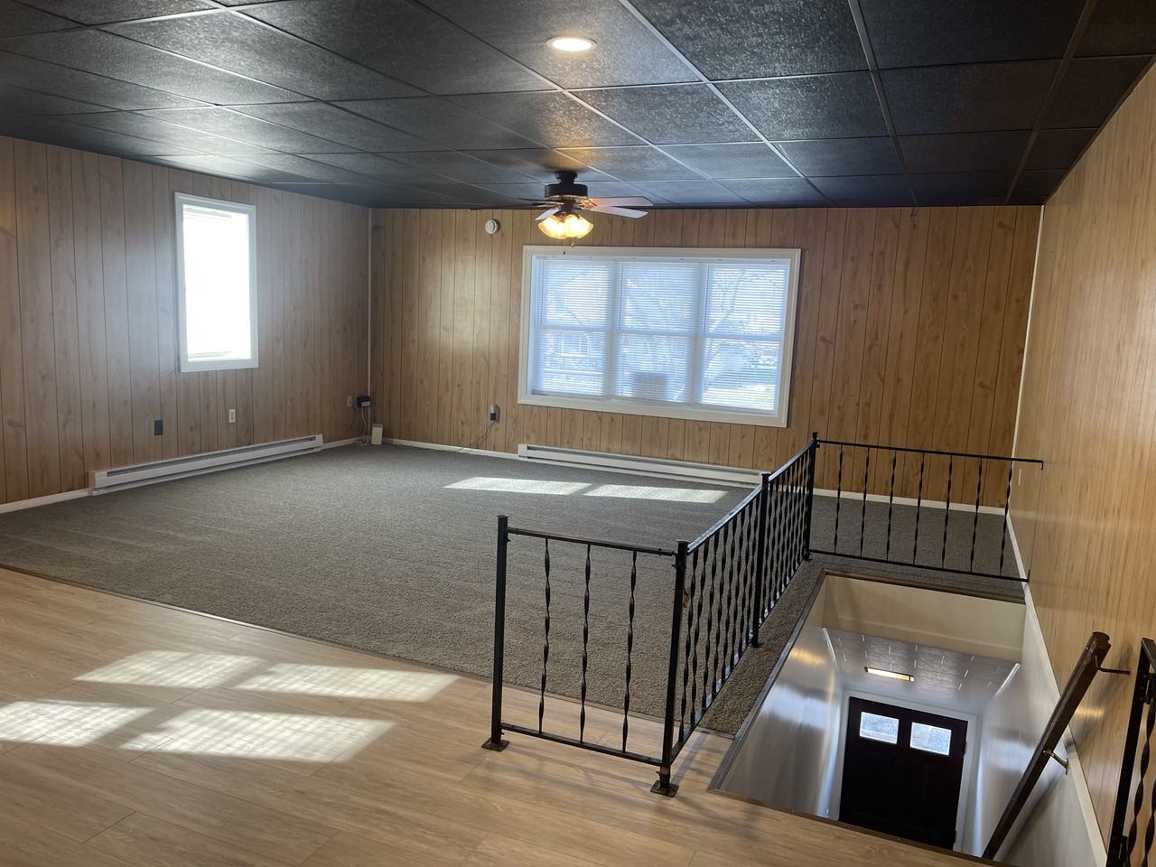 103 S Market St #B - Photo 2 of 27