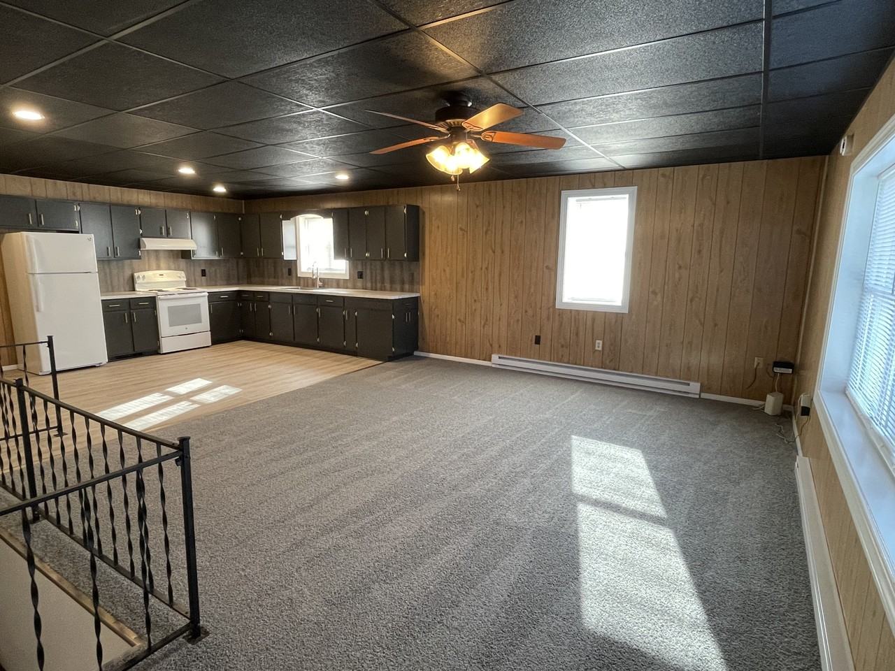 103 S Market St #B - Photo 3 of 27