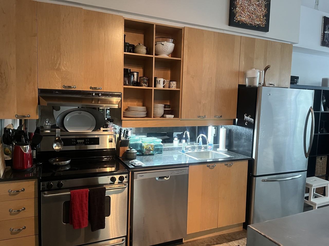 Church St & Dundas St E - Photo 2 of 25