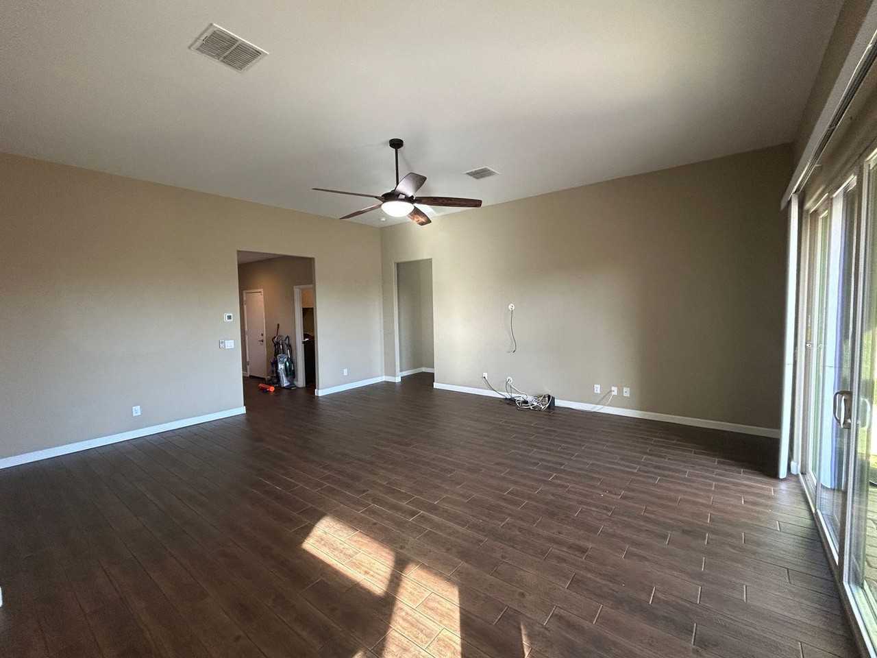 26105 N 137th Ln - Photo 5 of 24