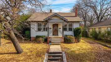 featured image of 1615 N Taylor St