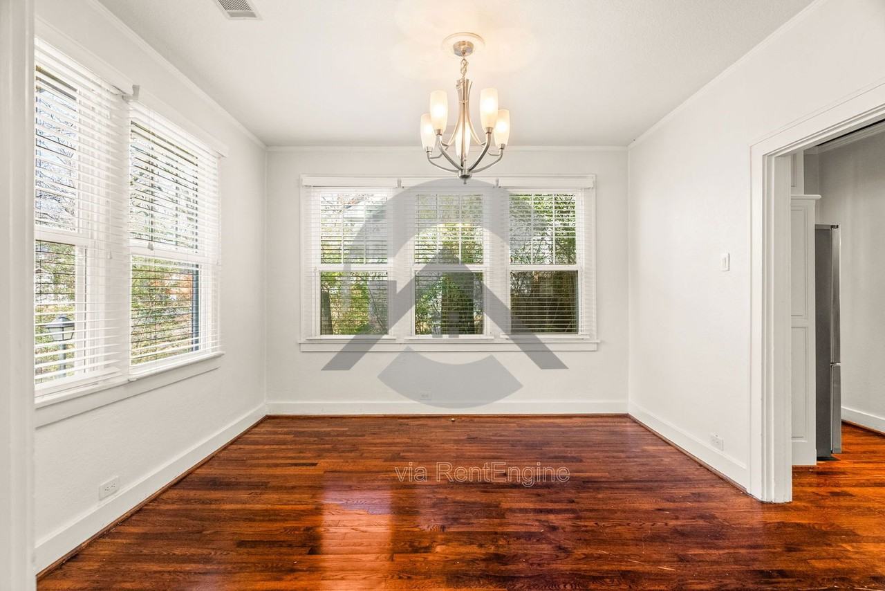 1615 N Taylor St - Photo 5 of 20