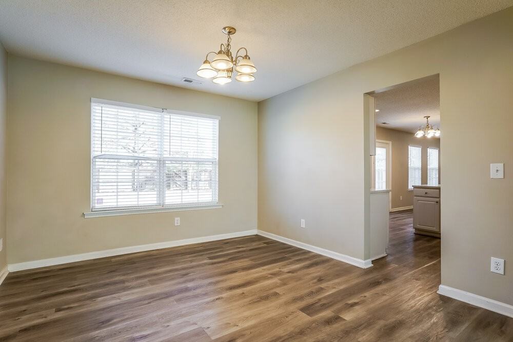 4920 Alenja Ln - Photo 7 of 17