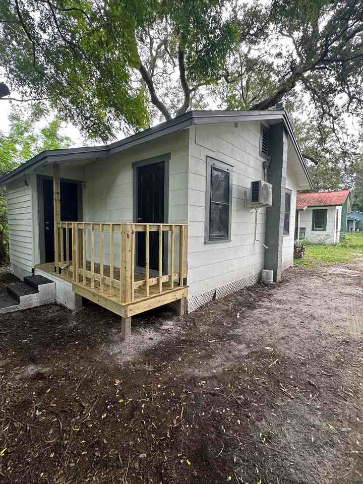 10005 N Arden Ave #B - Photo 5 of 9