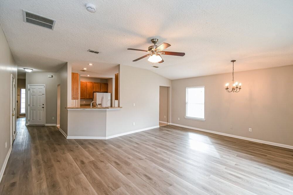 1440 Bitterberry Dr - Photo 4 of 16