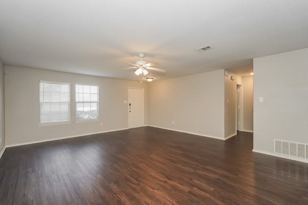 2545 Grand Gulf Rd - Photo 3 of 16