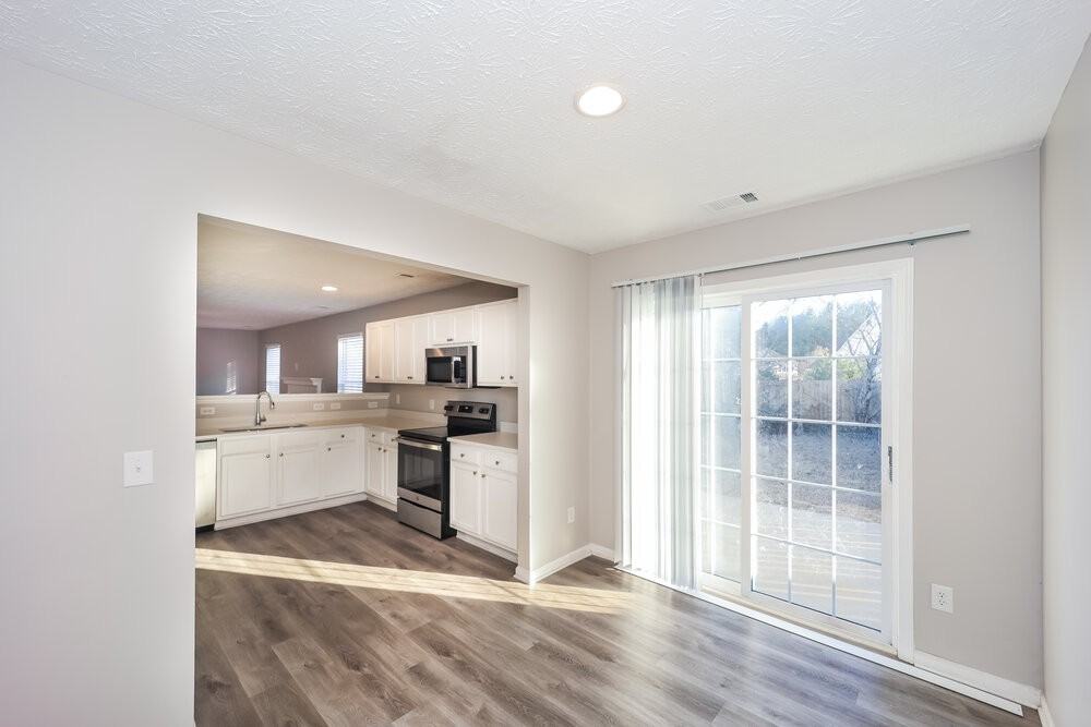 8308 Milam Loop - Photo 5 of 17