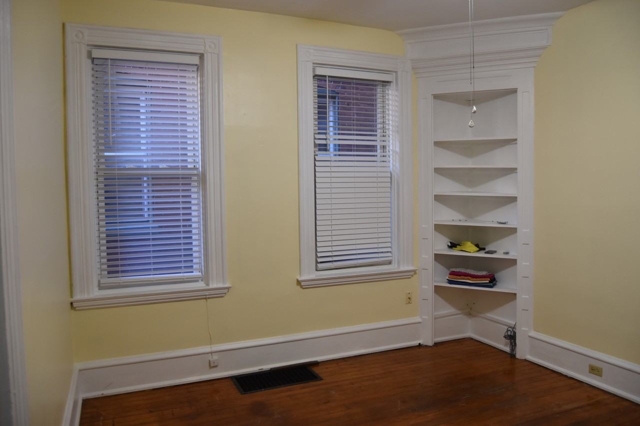 1807 N Washington St #1 - Photo 3 of 15