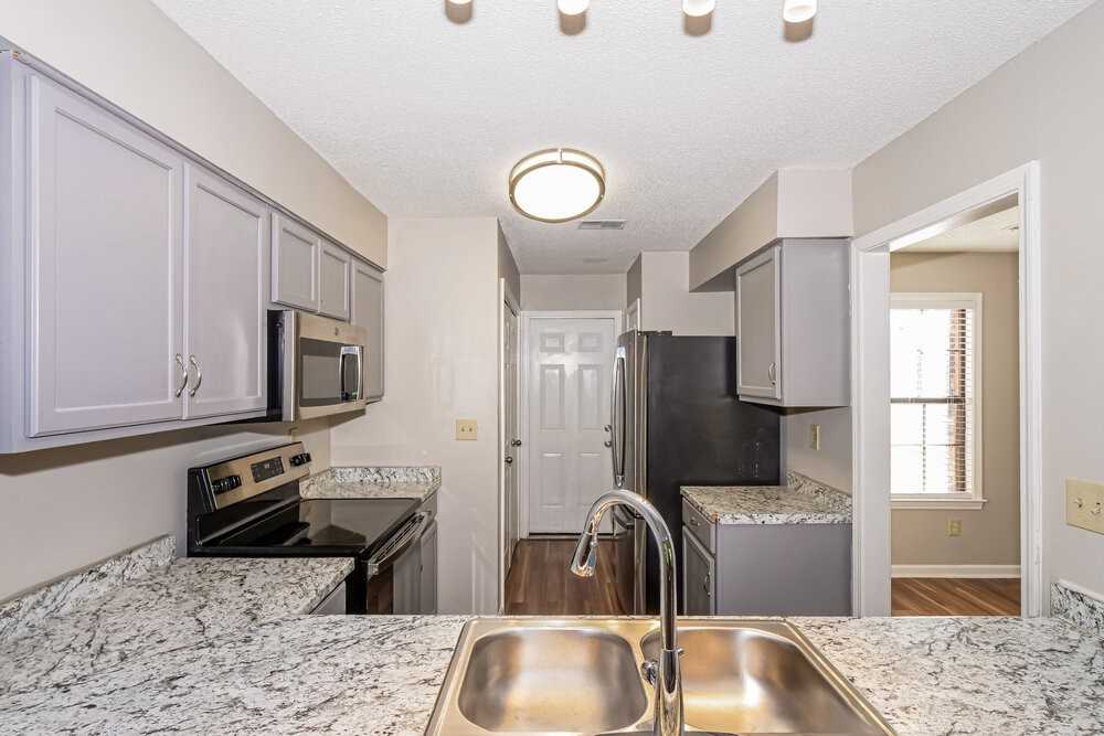 3701 Burkehill Dr - Photo 7 of 16