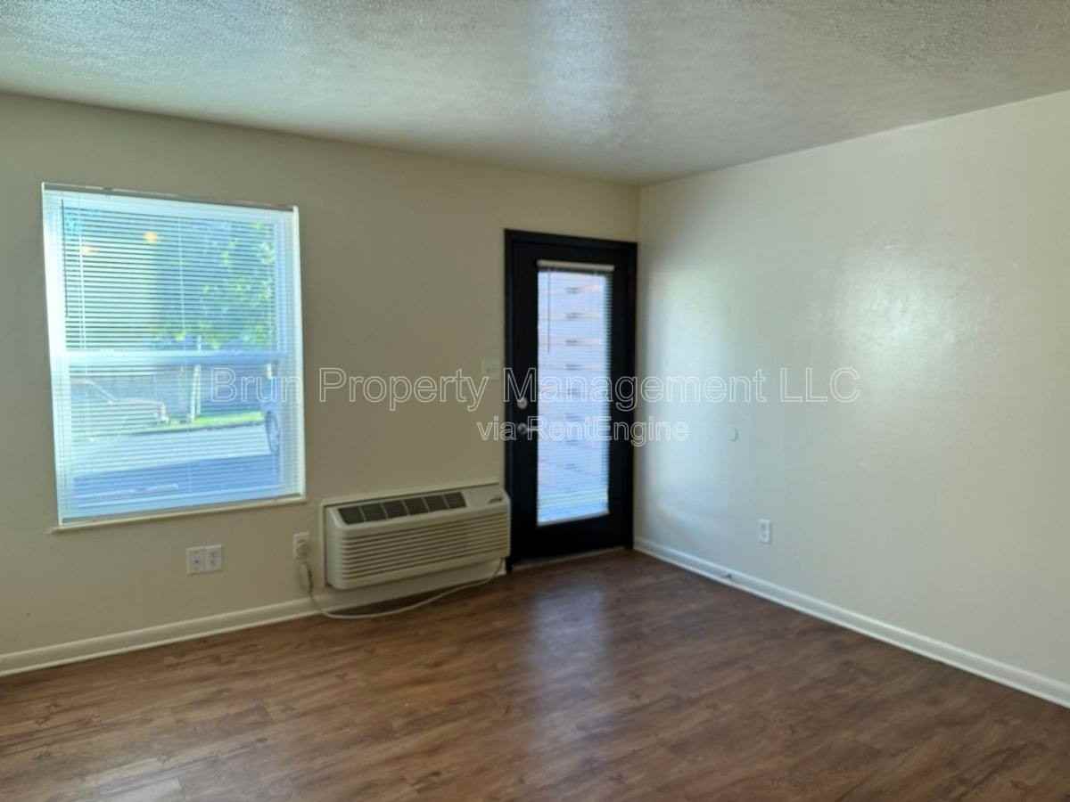 4820 Scheel Rd #22 - Photo 5 of 10