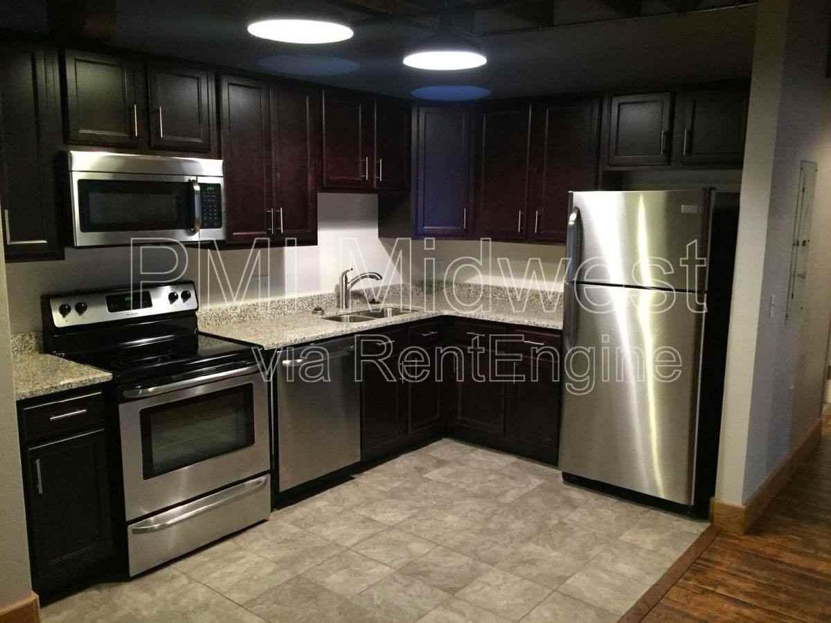 501 Madison Ave #301 - Photo 5 of 6