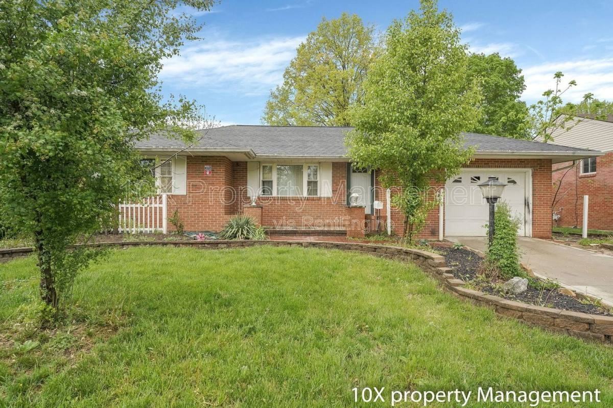 2892 Longfield Rd - Photo 2 of 10