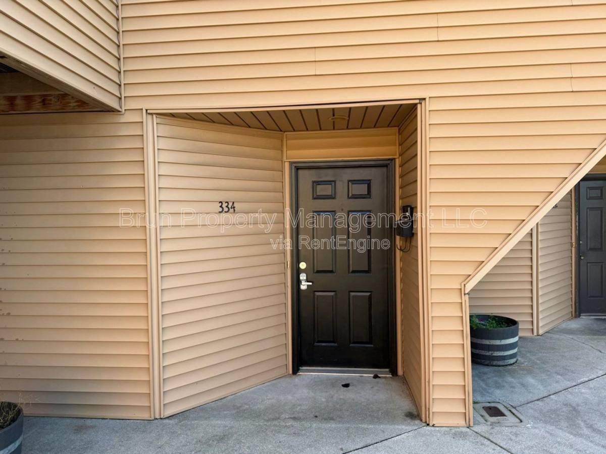 334 Olympia Dr - Photo 2 of 10