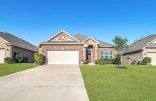 19043 Minero Ln - Photo 1 of 1