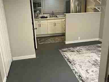 4525 5th Ave Ne #B - Photo 4 of 9