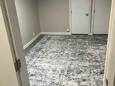 4525 5th Ave Ne #B - Photo 6 of 9