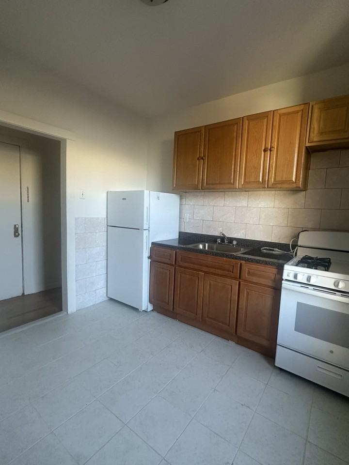 2249 83rd St - Photo 2 of 14