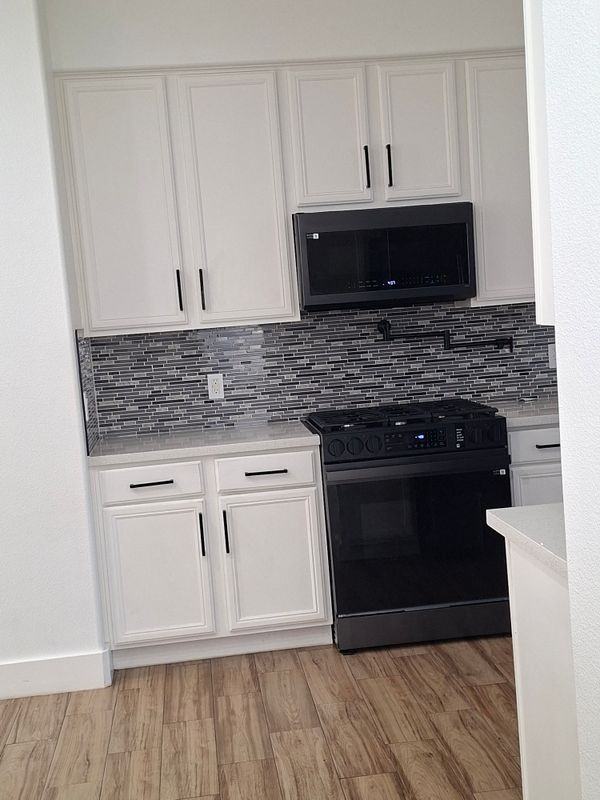 8311 Caraway Lake Cir - Photo 3 of 19