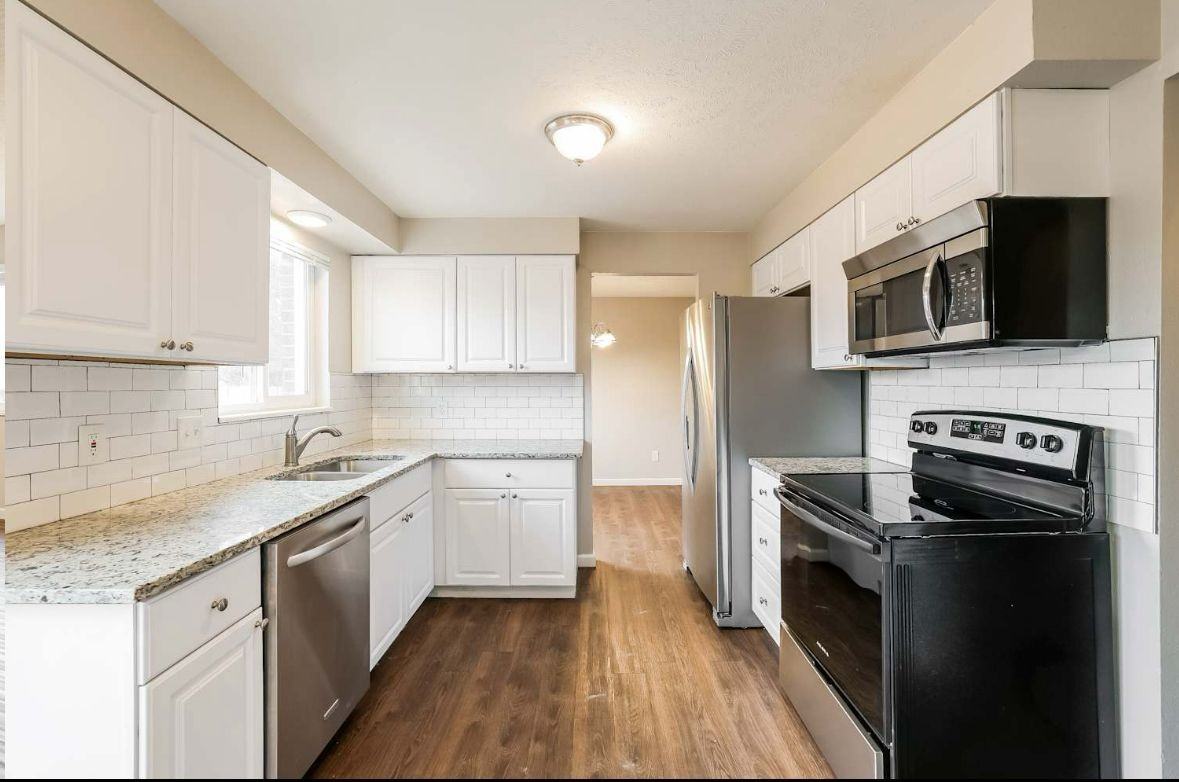 1513 S Dearborn St - Photo 5 of 14