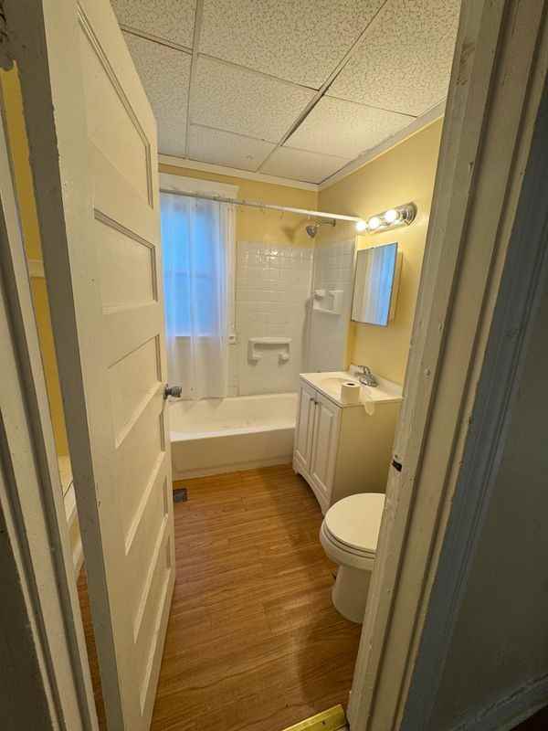 418 Shelton Ave ##1 - Photo 2 of 6