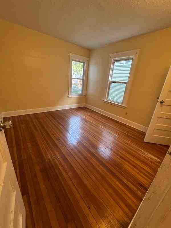 418 Shelton Ave ##1 - Photo 5 of 6