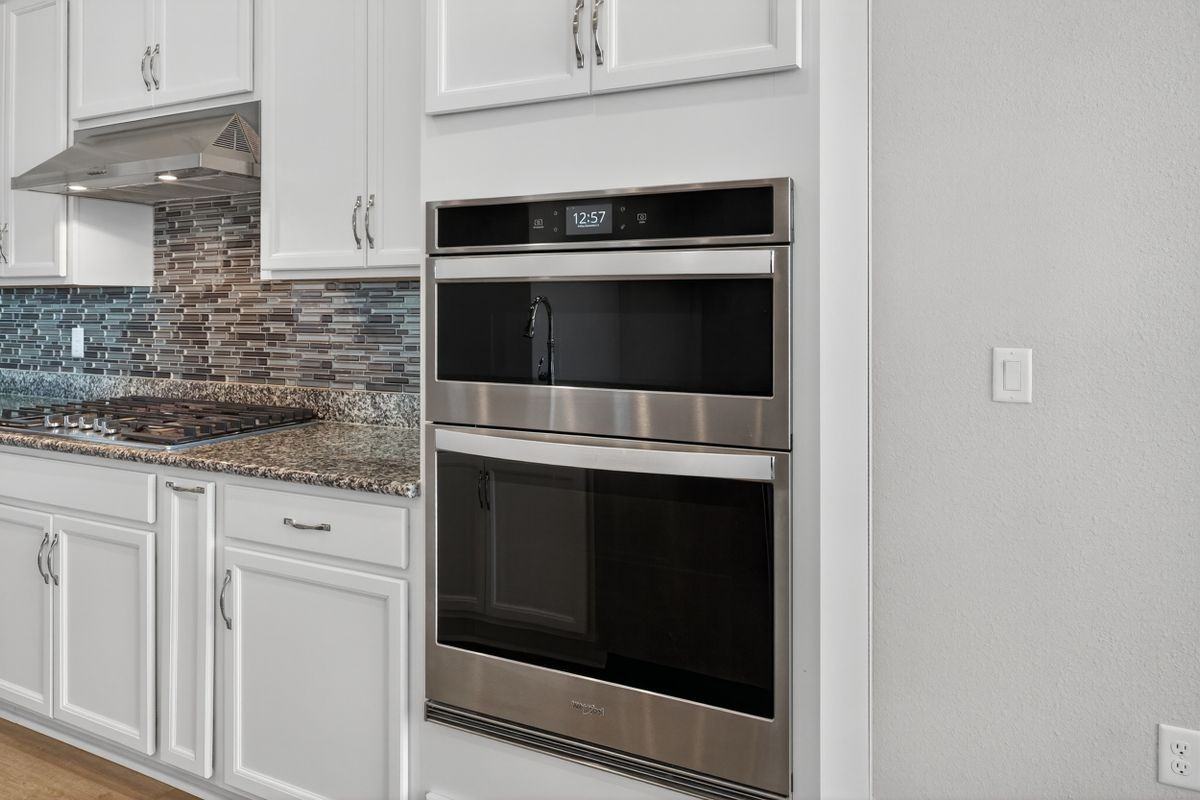 105 Wye Rd - Photo 7 of 40