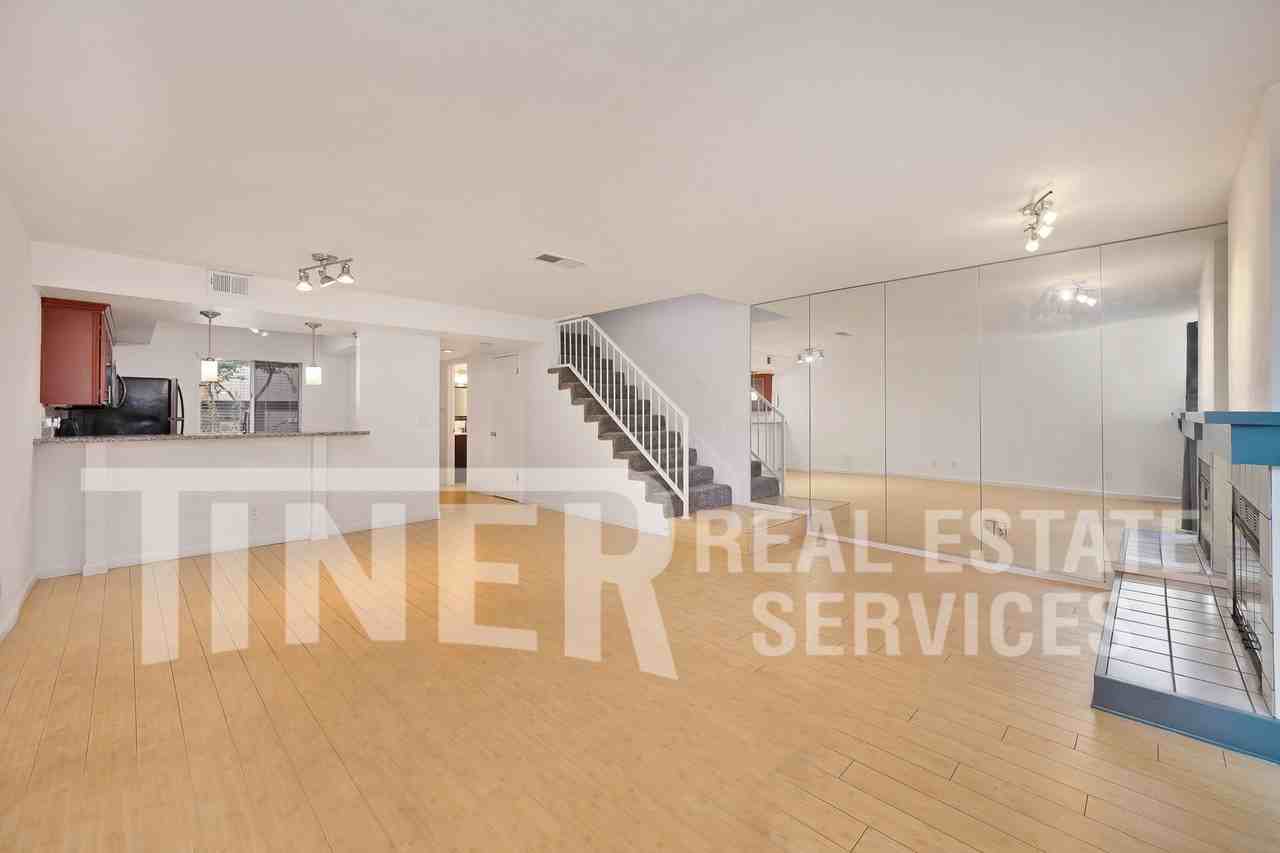 9118 Madison Green Ln #24 - Photo 2 of 50