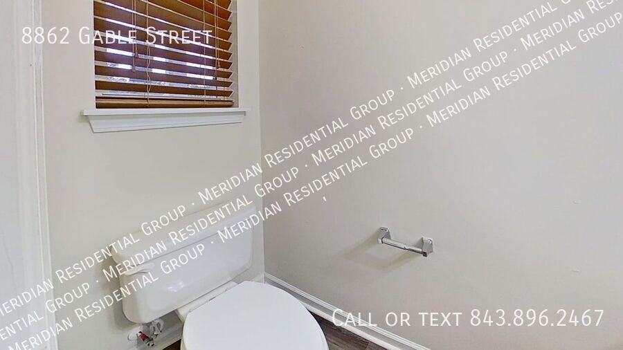 8862 Gable St - Photo 3 of 11