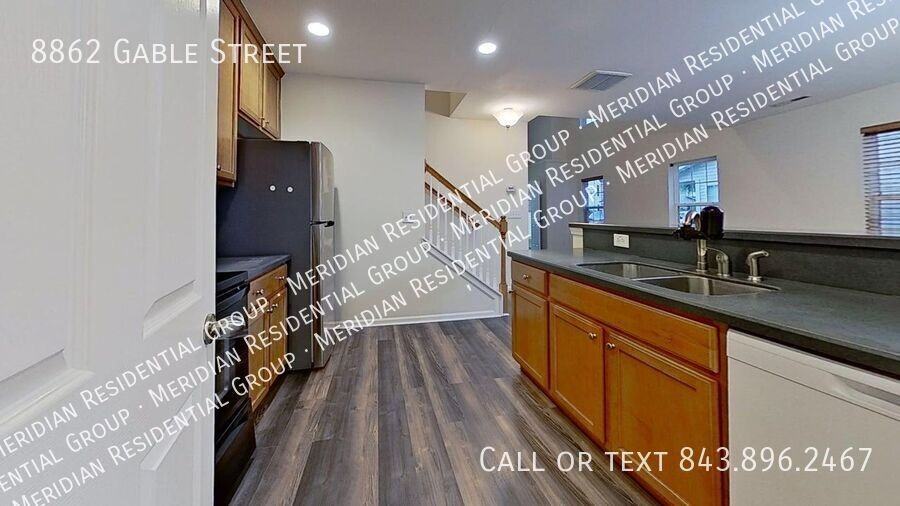 8862 Gable St - Photo 6 of 11