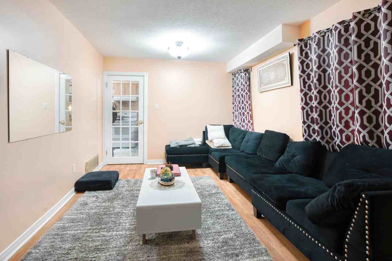 66 Aurora Place - Photo 3 of 10