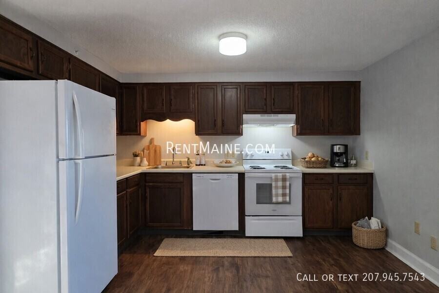 41 River Rd #A7 - Photo 3 of 25