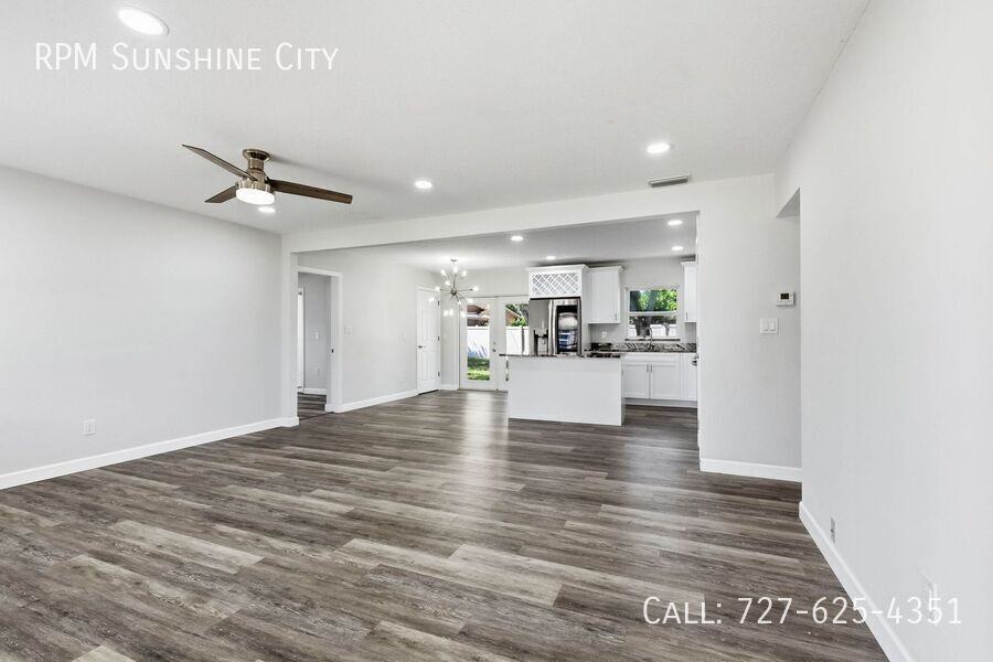 1713 Valencia Dr E - Photo 6 of 28