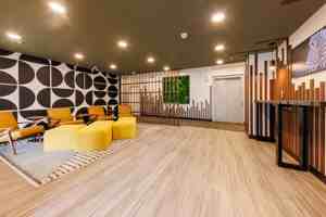 featured image of 2410 33 Ave Sw