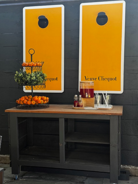 9850 Springfield St - Photo 3 of 20