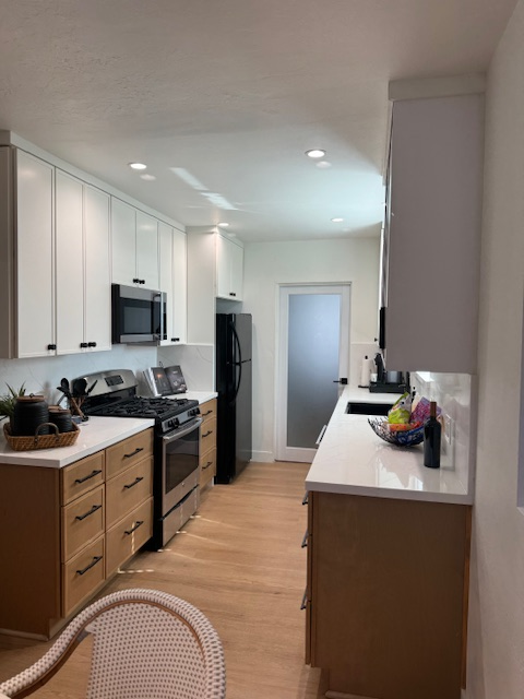 9850 Springfield St - Photo 7 of 20