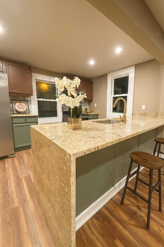 626 Florida Ave - Photo 2 of 8