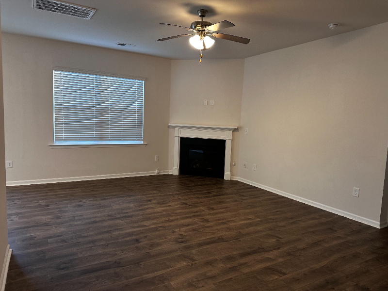 3696 Waterford Oak Ct - Photo 7 of 20