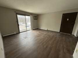 featured image of 711 Meadow Lane Ct Se #8