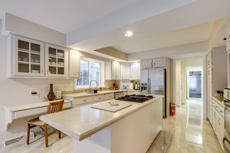 9504 Sheffield Rd - Photo 6 of 20