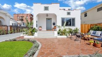 724 Gramercy Dr - Photo 1 of 1