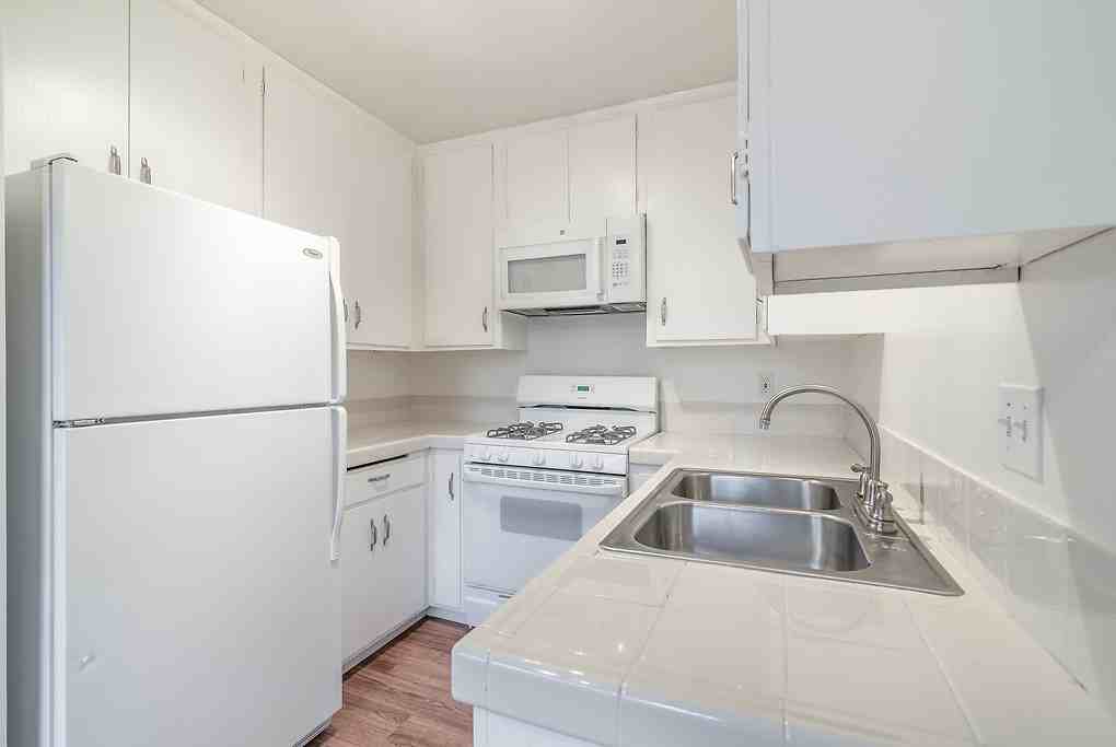 Hope Ranch - Photo 6 of 24