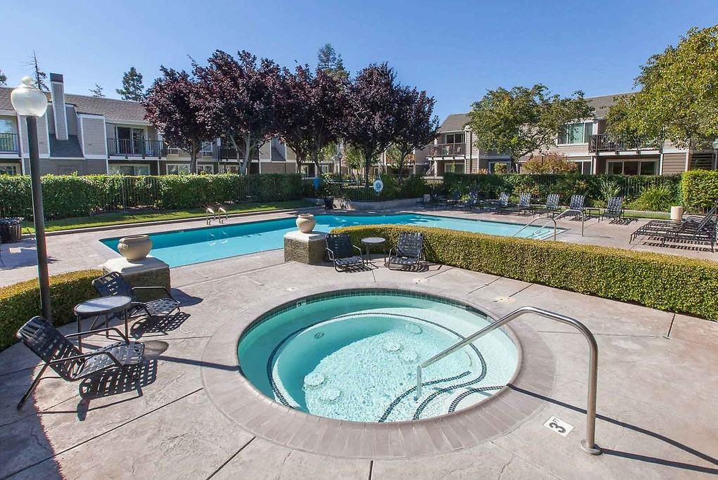 Le Parc - Photo 4 of 26