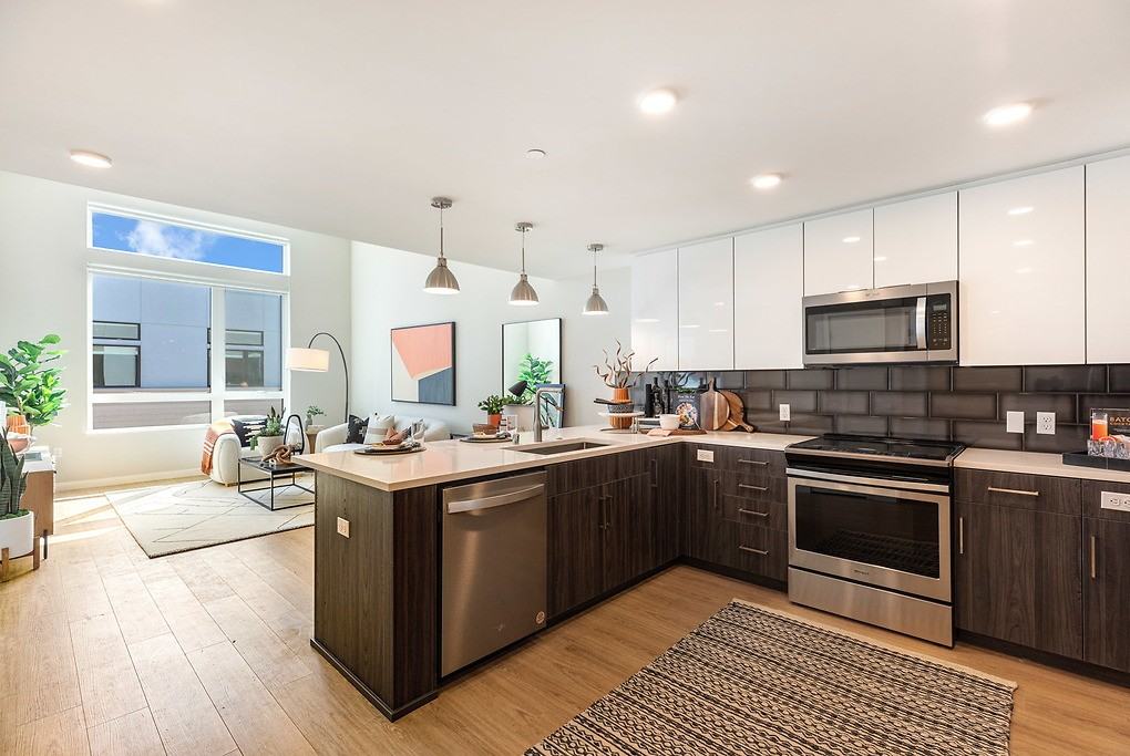 Maxwell Sunnyvale - Photo 7 of 50