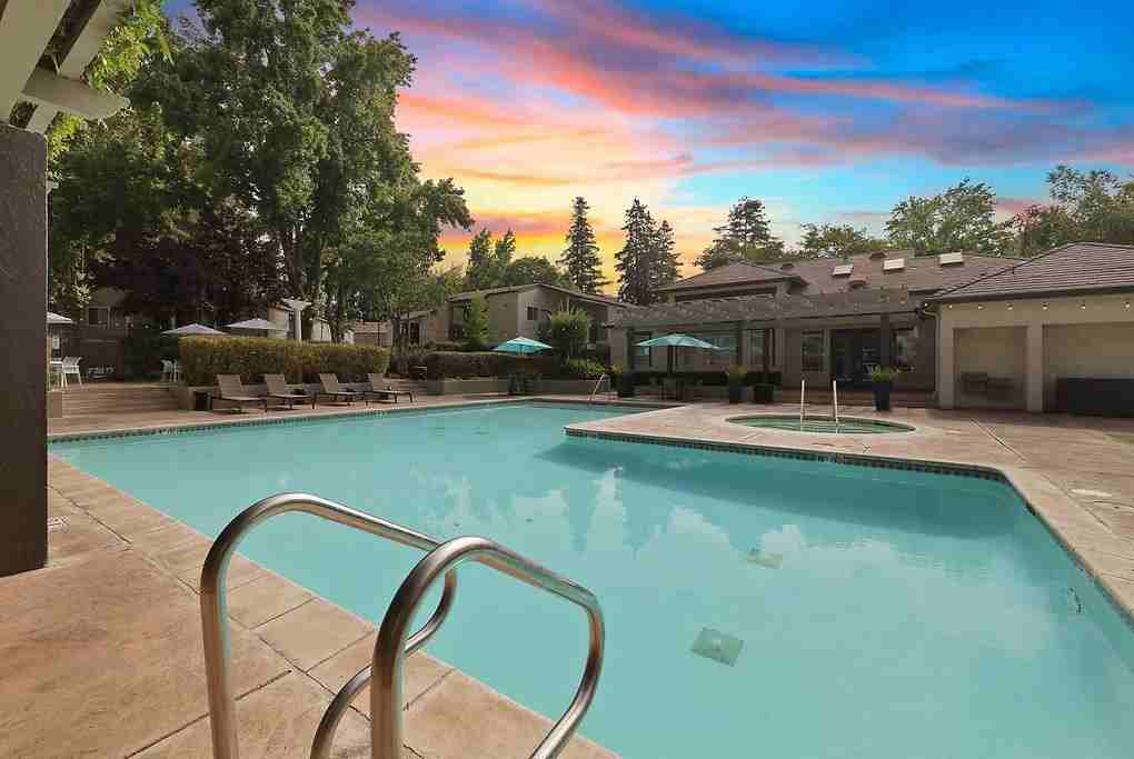 Stevenson Place - Photo 2 of 41